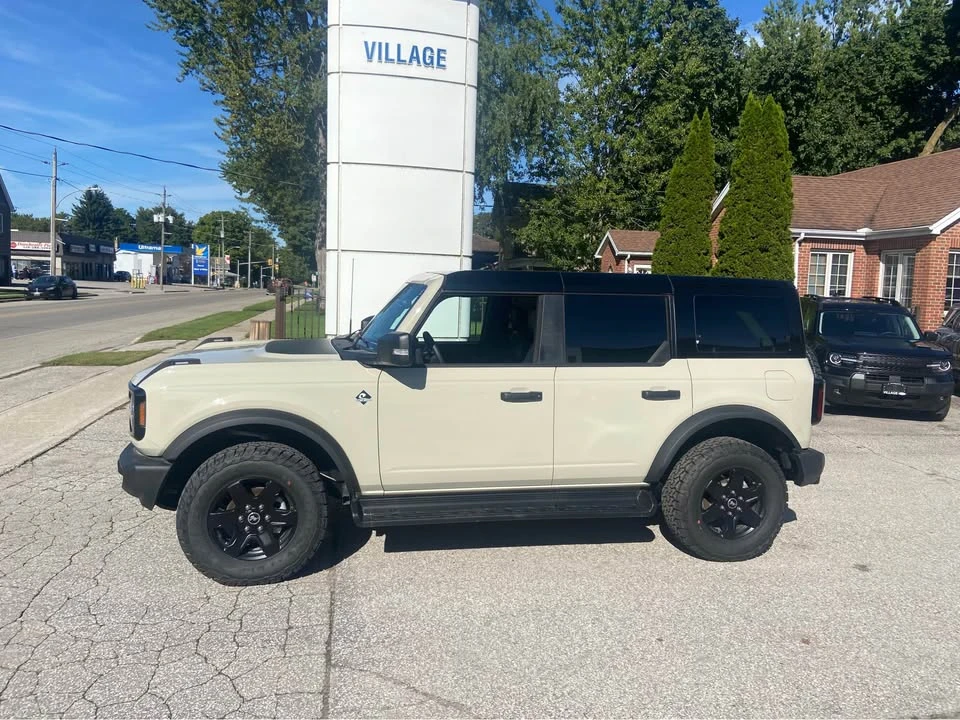 2025 Ford Bronco 6th Gen - Image 2 of 6