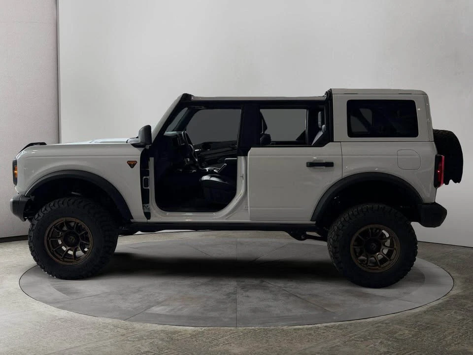 2025 Ford Bronco 6th Gen - Image 5 of 17