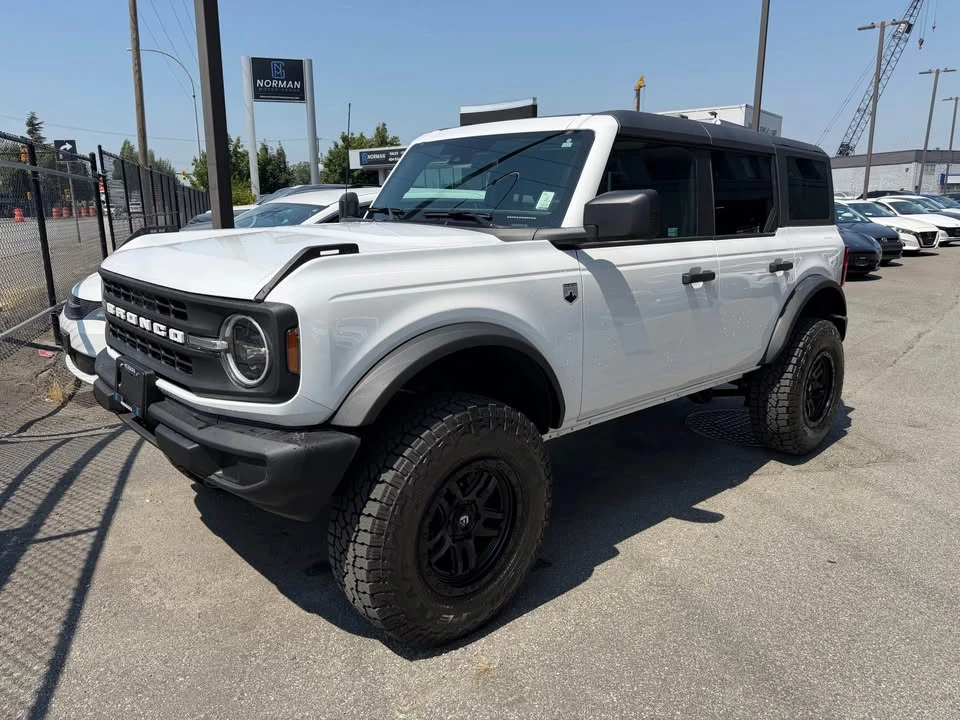 2025 Ford Bronco 6th Gen - Image 3 of 9