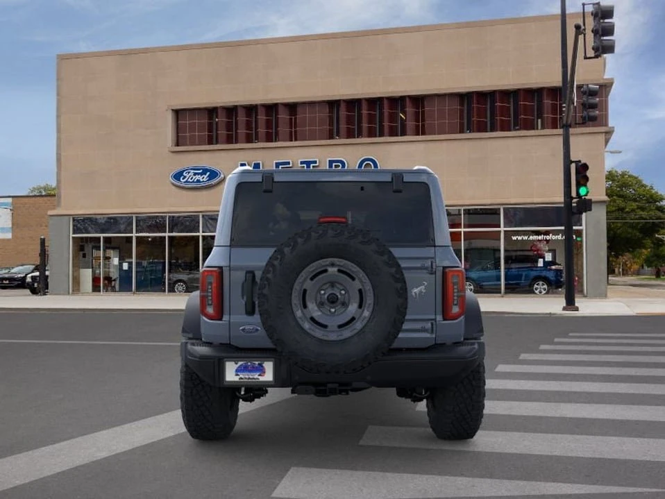 2025 Ford Bronco 6th Gen - Image 16 of 20