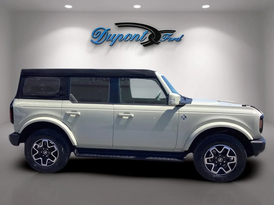 2025 Ford Bronco 6th Gen - Image 4 of 10
