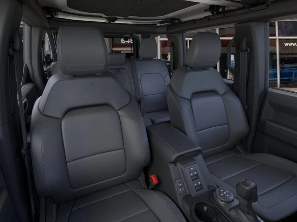 2025 Ford Bronco 6th Gen - Image 18 of 20