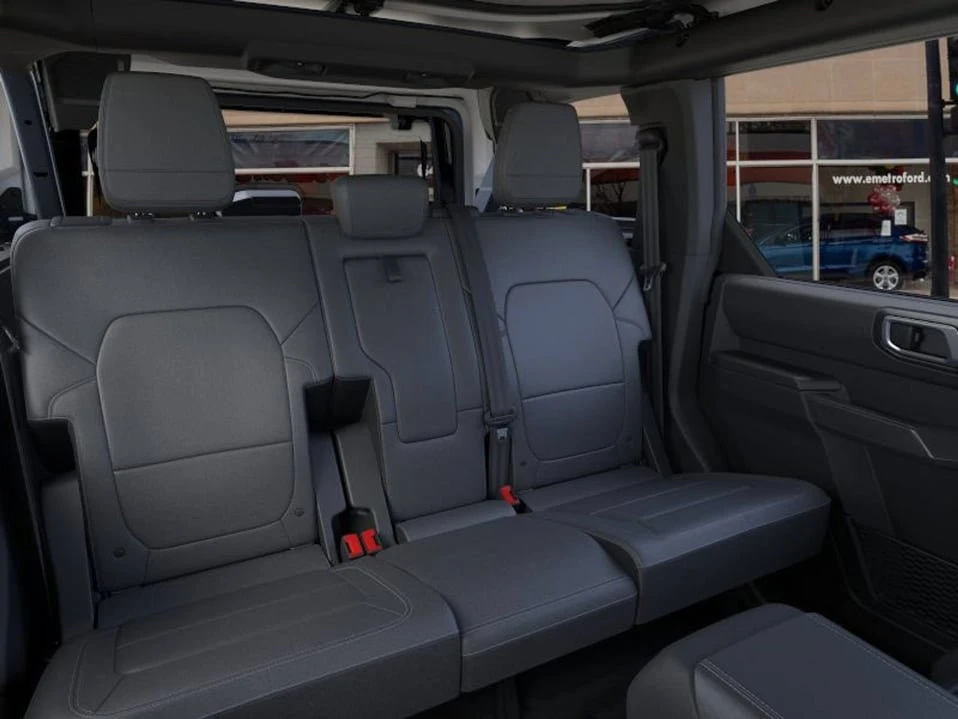 2025 Ford Bronco 6th Gen - Image 19 of 20