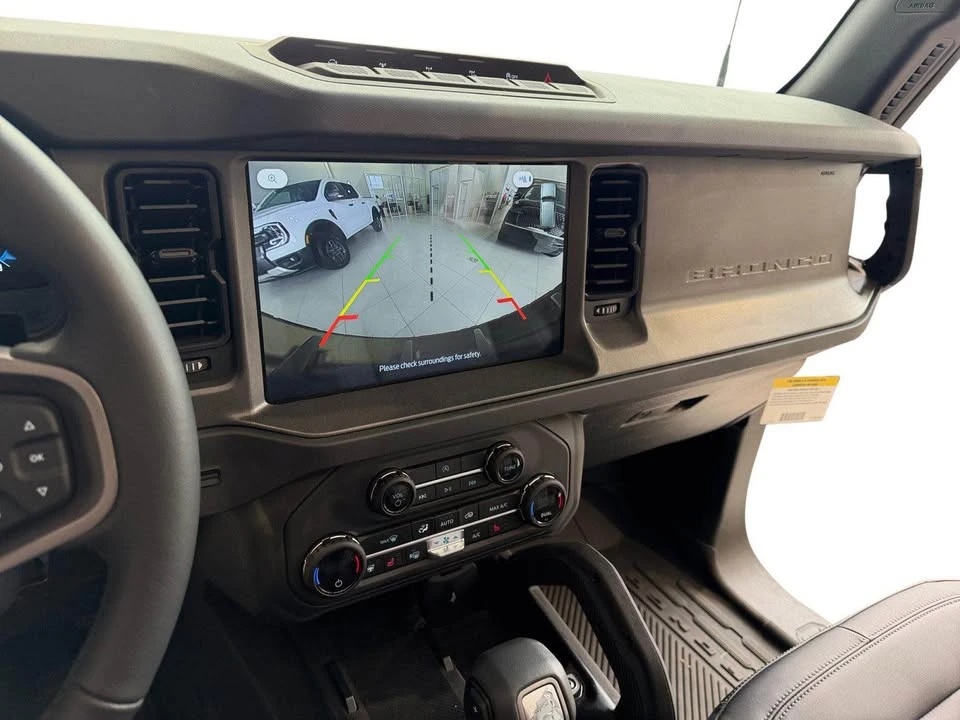 2025 Ford Bronco 6th Gen - Image 15 of 17