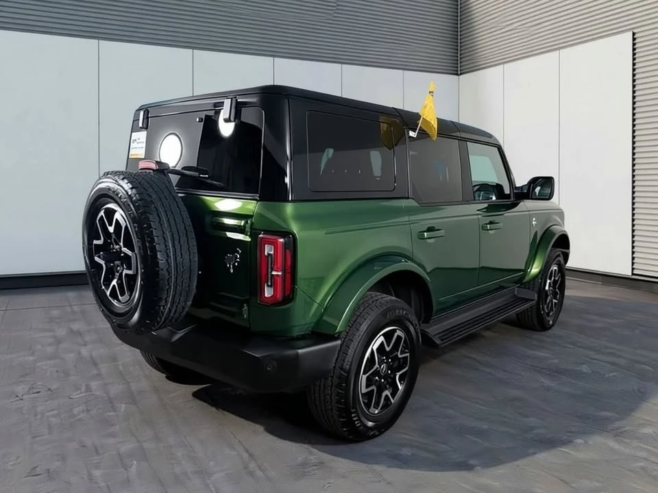 2025 Ford Bronco 6th Gen - Image 4 of 14