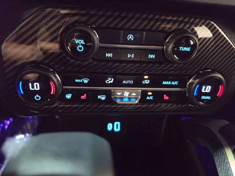 2025 Ford Bronco 6th Gen - Image 16 of 20