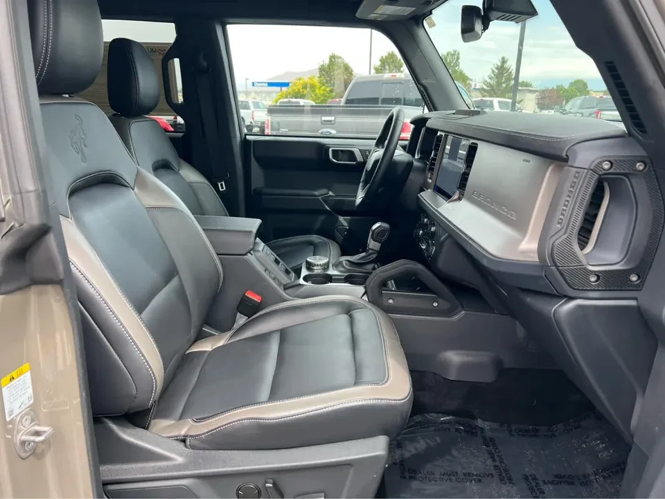 2025 Ford Bronco 6th Gen - Image 17 of 20