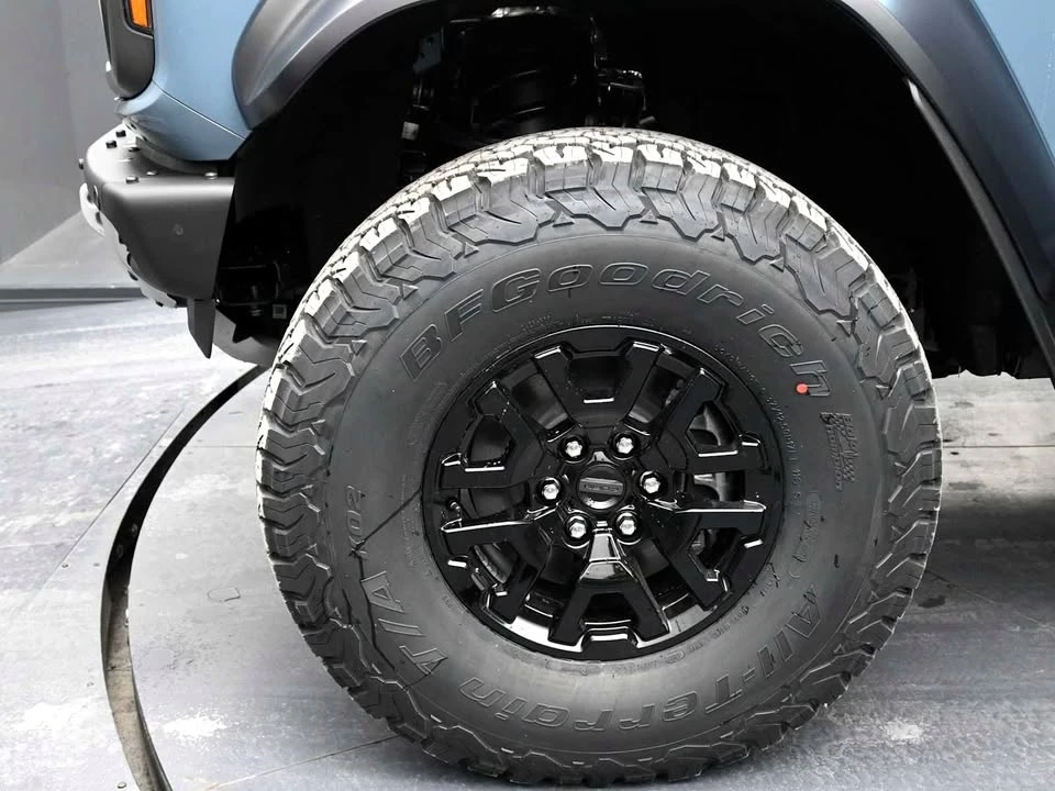 2025 Ford Bronco 6th Gen - Image 13 of 20