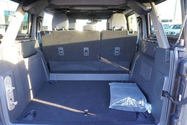 2025 Ford Bronco 6th Gen - Image 21 of 21