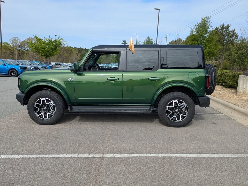 2025 Ford Bronco 6th Gen - Image 7 of 21