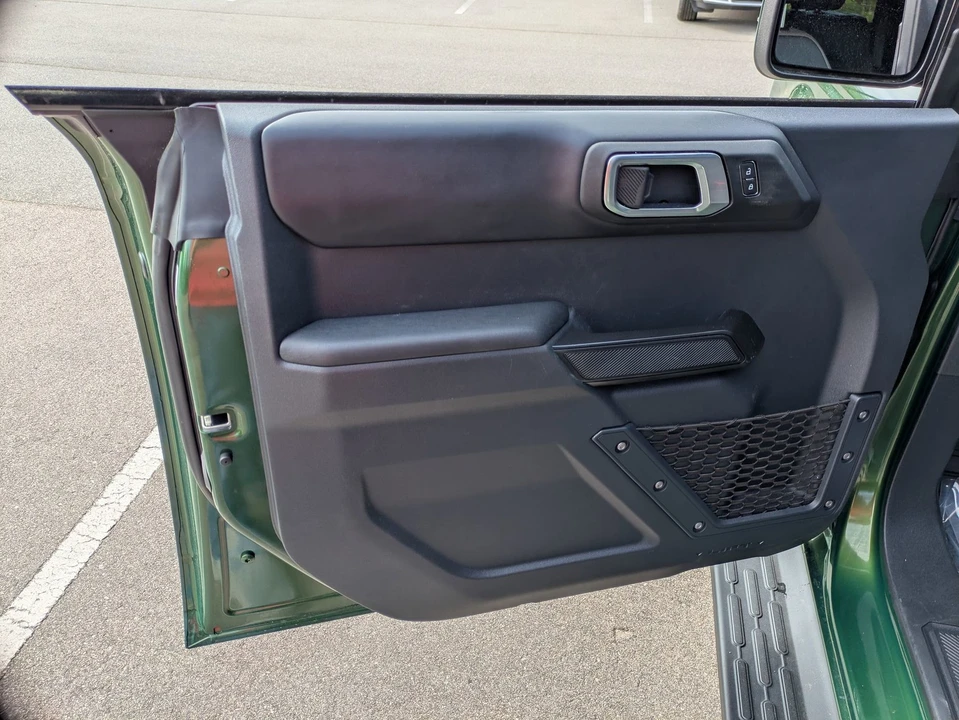 2025 Ford Bronco 6th Gen - Image 16 of 21