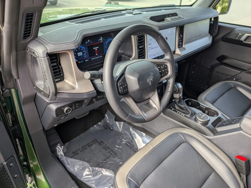 2025 Ford Bronco 6th Gen - Image 15 of 21