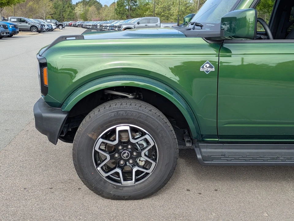 2025 Ford Bronco 6th Gen - Image 11 of 21