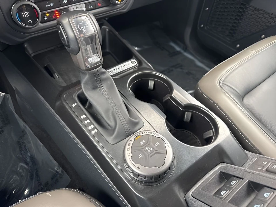 2025 Ford Bronco 6th Gen - Image 22 of 31