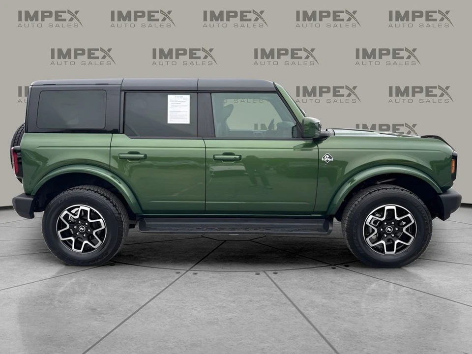 2025 Ford Bronco 6th Gen - Image 6 of 31