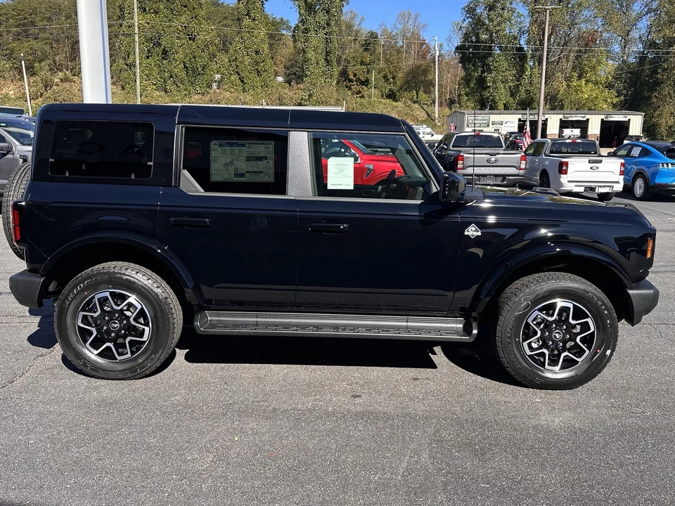 2025 Ford Bronco 6th Gen - Image 5 of 21