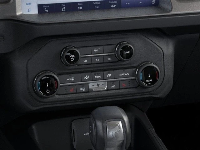 2025 Ford Bronco 6th Gen - Image 16 of 21