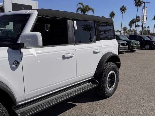 2025 Ford Bronco 6th Gen - Image 9 of 12