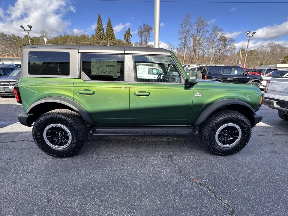 2025 Ford Bronco 6th Gen - Image 5 of 21