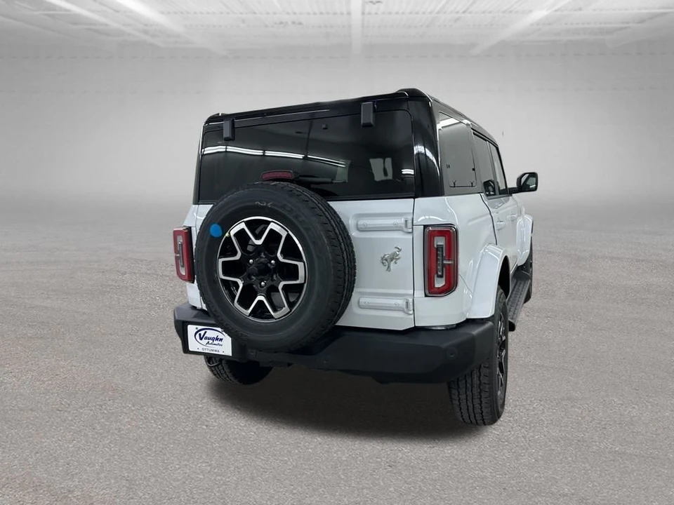 2025 Ford Bronco 6th Gen - Image 10 of 12