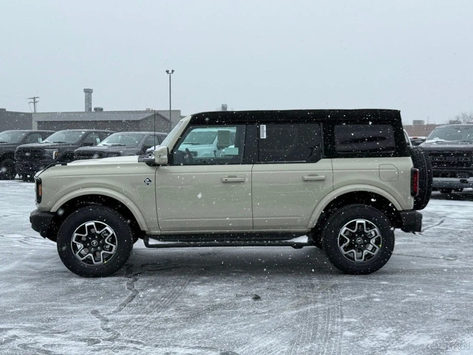 2025 Ford Bronco 6th Gen - Image 2 of 12