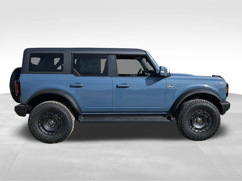 2025 Ford Bronco 6th Gen - Image 12 of 21