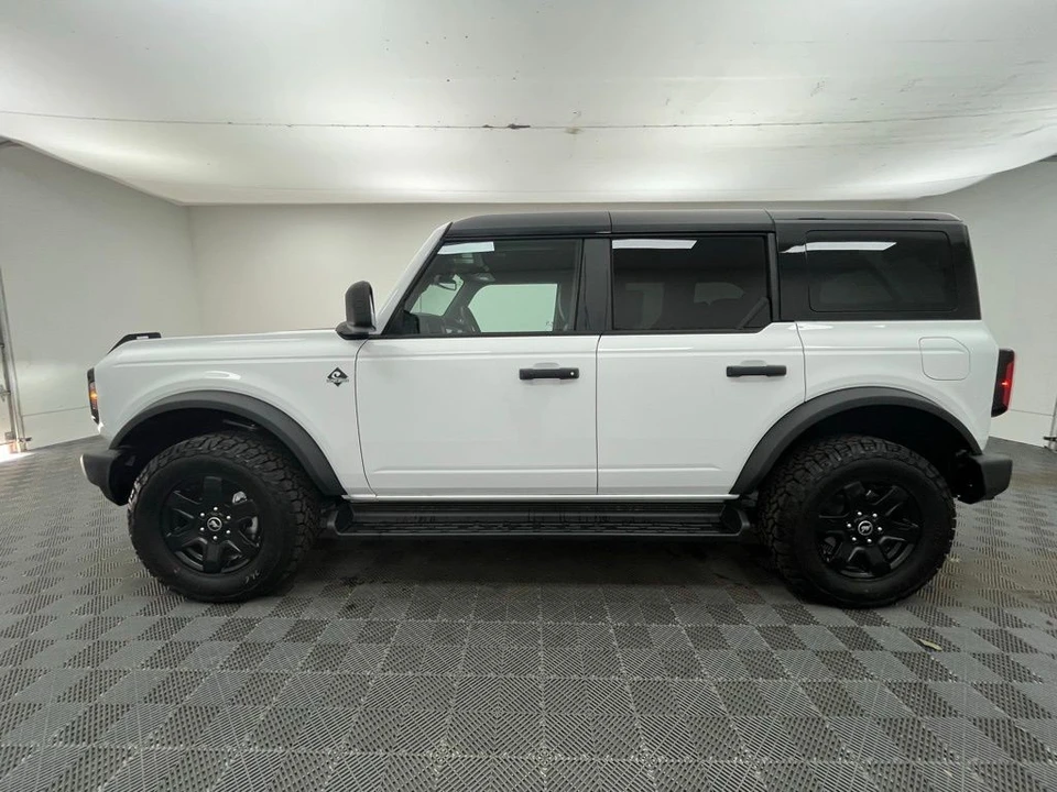2025 Ford Bronco 6th Gen - Image 12 of 12