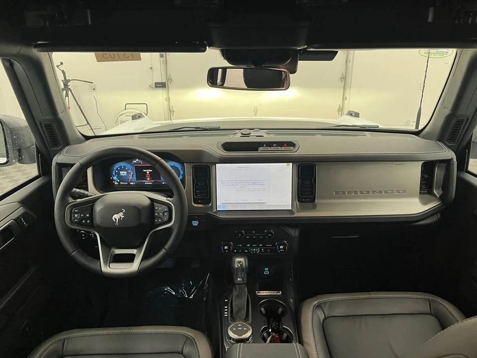 2025 Ford Bronco 6th Gen - Image 2 of 12