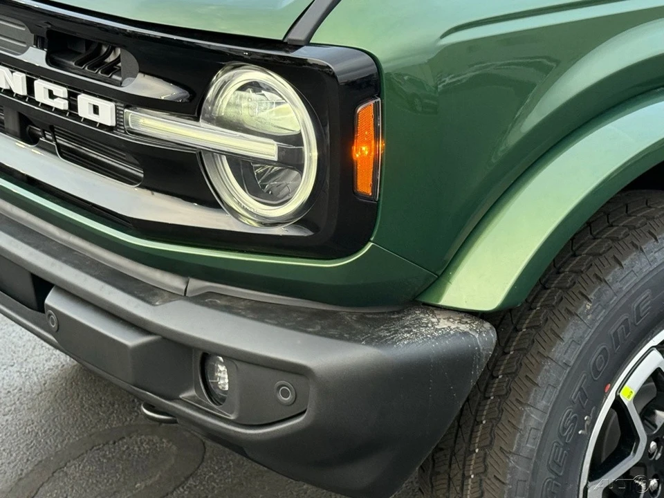 2025 Ford Bronco 6th Gen - Image 11 of 21