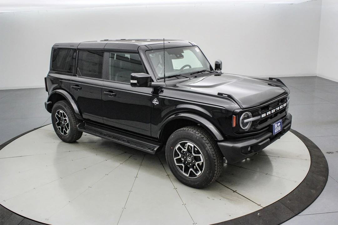2025 Ford Bronco 6th Gen - Image 2 of 21