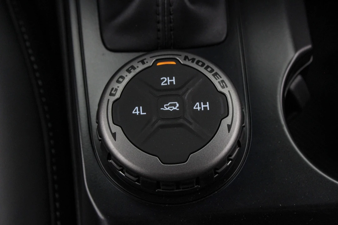 2025 Ford Bronco 6th Gen - Image 20 of 21