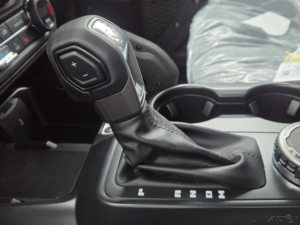 2025 Ford Bronco 6th Gen - Image 19 of 21