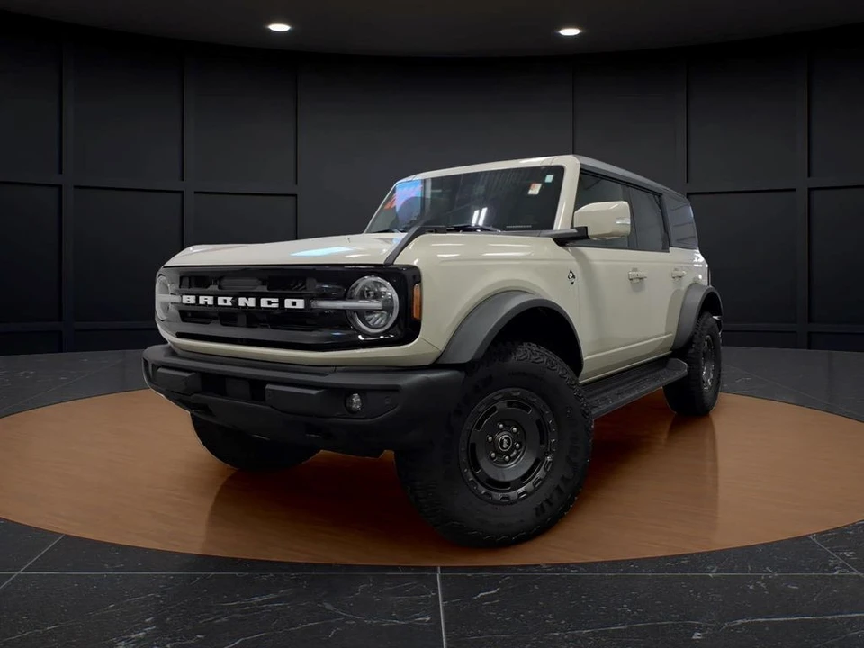 2025 Ford Bronco 6th Gen - Image 3 of 23