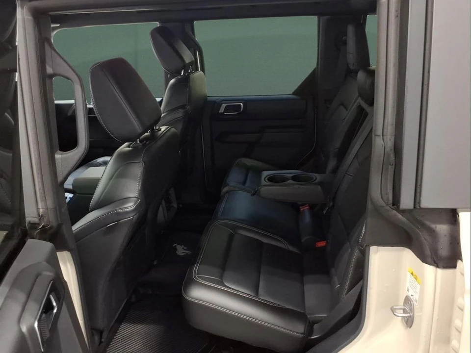 2025 Ford Bronco 6th Gen - Image 22 of 23
