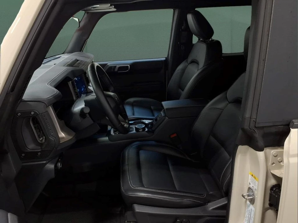 2025 Ford Bronco 6th Gen - Image 21 of 23