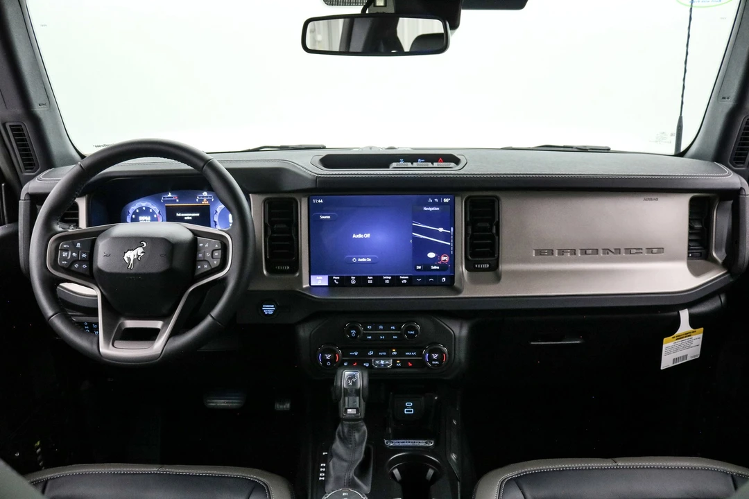 2025 Ford Bronco 6th Gen - Image 16 of 21