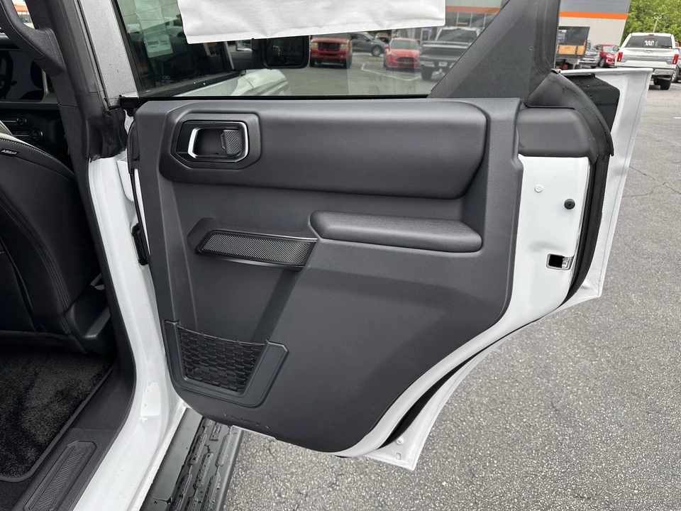 2025 Ford Bronco 6th Gen - Image 15 of 21