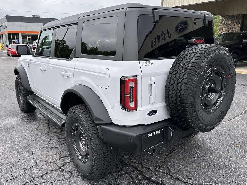 2025 Ford Bronco 6th Gen - Image 8 of 21