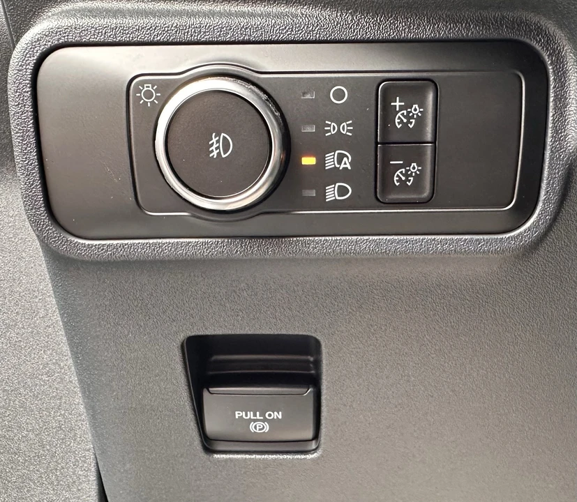 2025 Ford Bronco 6th Gen - Image 18 of 21