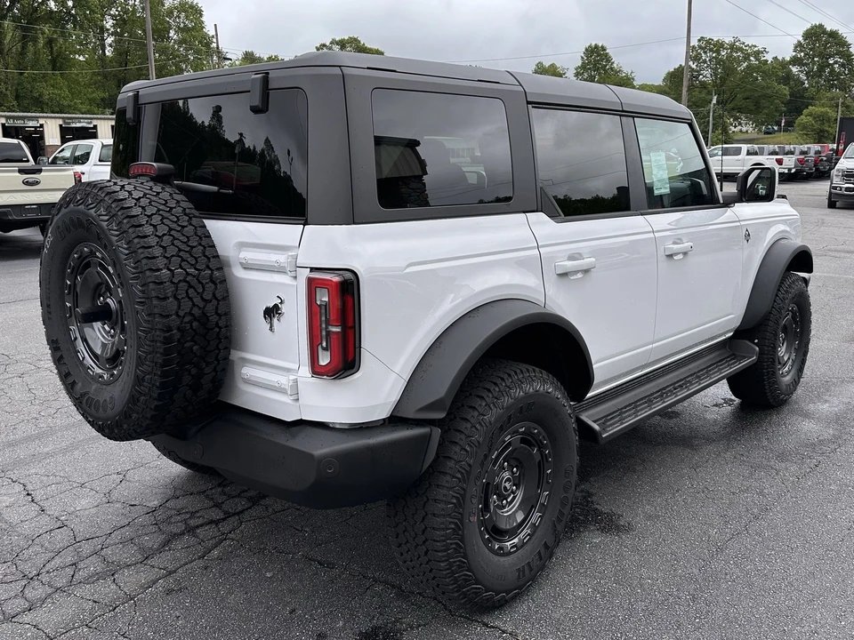 2025 Ford Bronco 6th Gen - Image 6 of 21