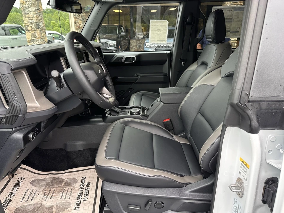 2025 Ford Bronco 6th Gen - Image 10 of 21