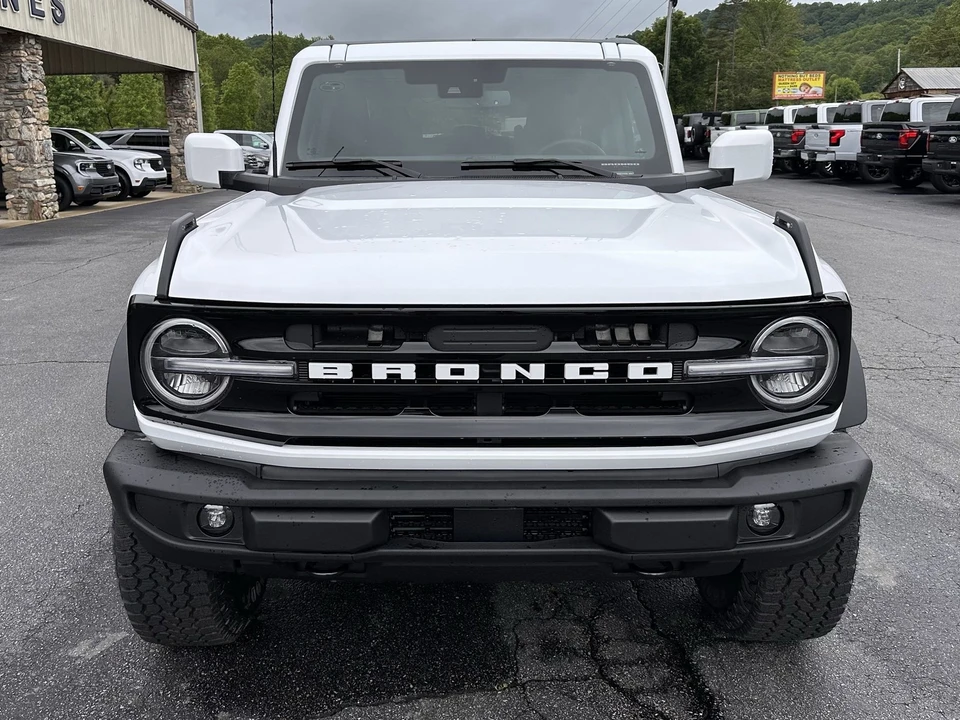 2025 Ford Bronco 6th Gen - Image 3 of 21