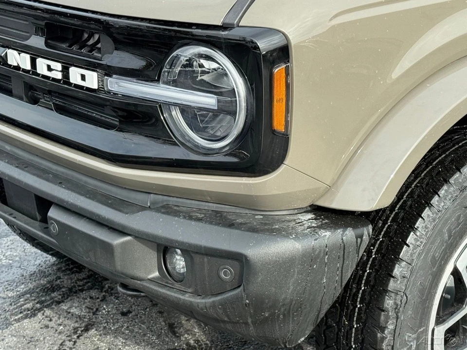 2025 Ford Bronco 6th Gen - Image 11 of 21