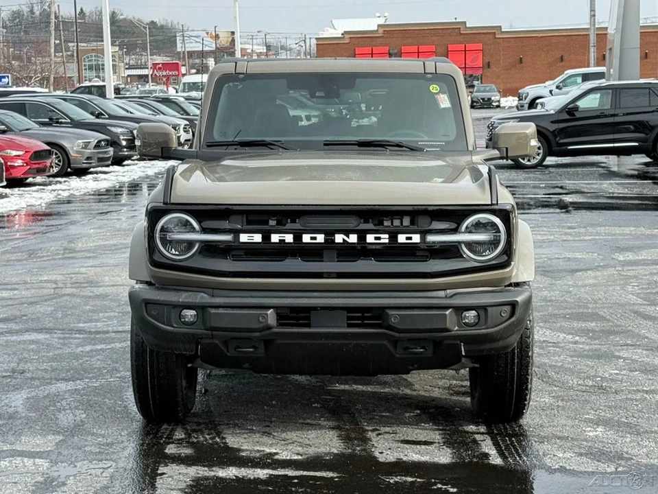 2025 Ford Bronco 6th Gen - Image 10 of 21