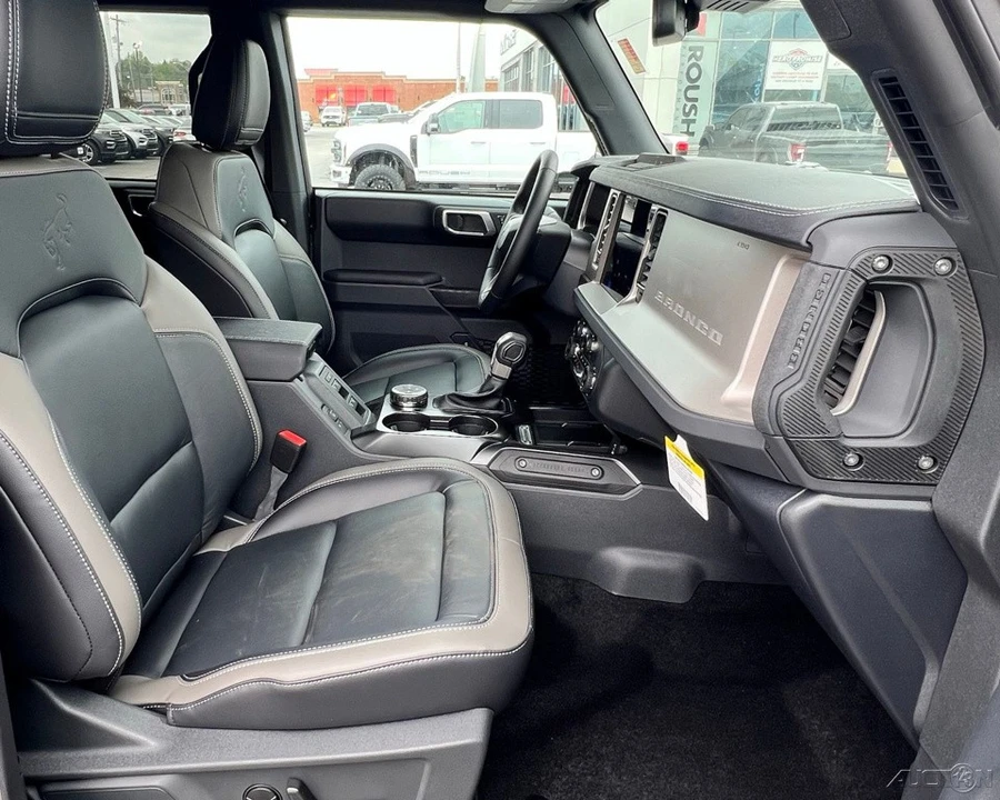 2025 Ford Bronco 6th Gen - Image 21 of 21