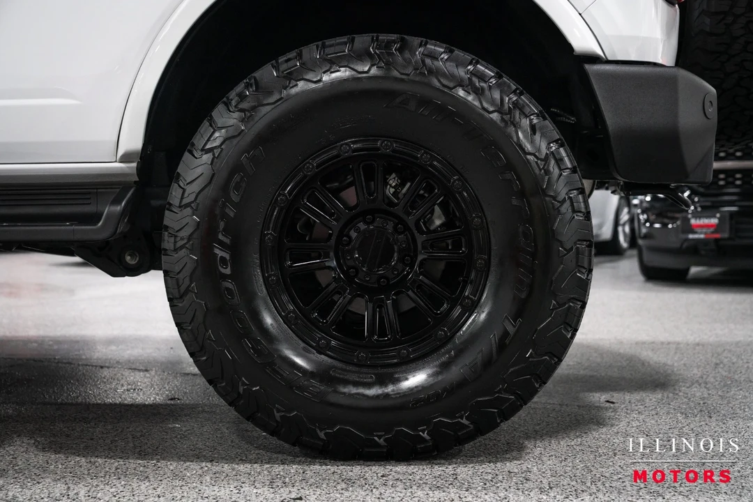 2025 Ford Bronco 6th Gen - Image 10 of 31