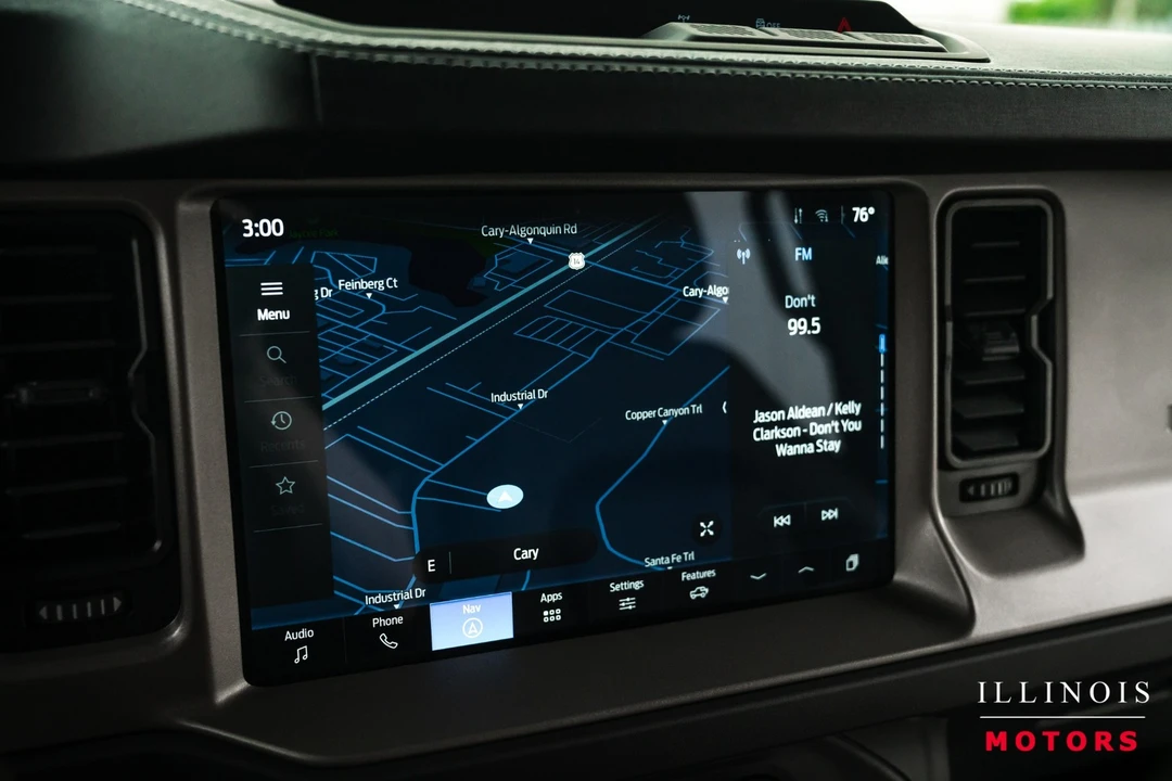 2025 Ford Bronco 6th Gen - Image 23 of 31