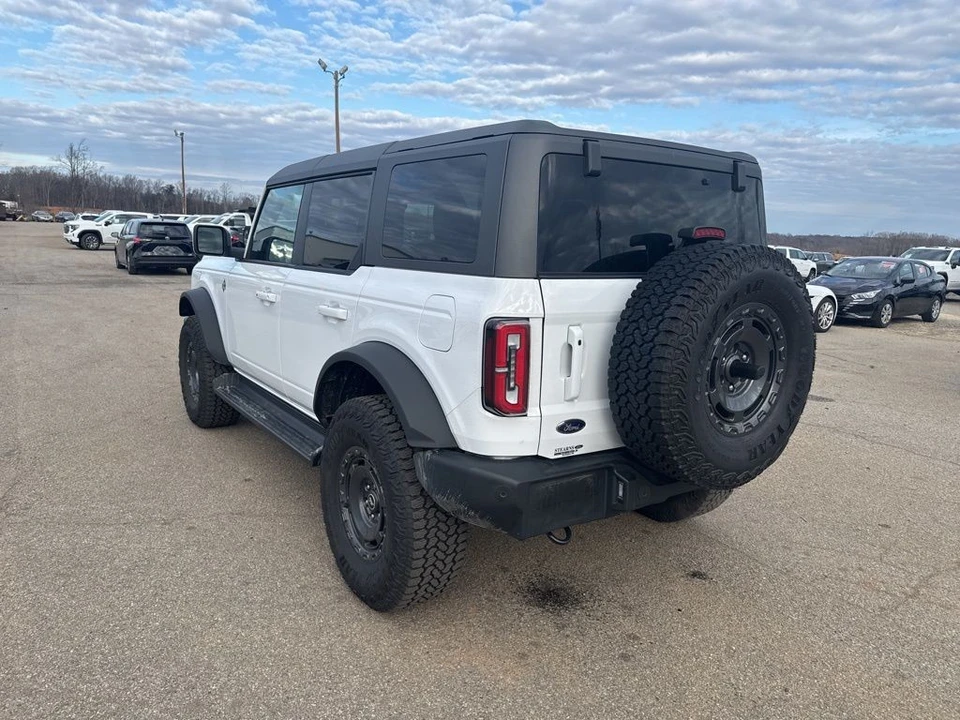 2025 Ford Bronco 6th Gen - Image 2 of 6