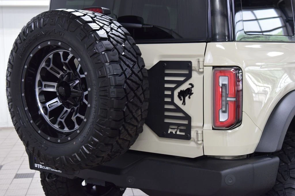2025 Ford Bronco 6th Gen - Image 18 of 31