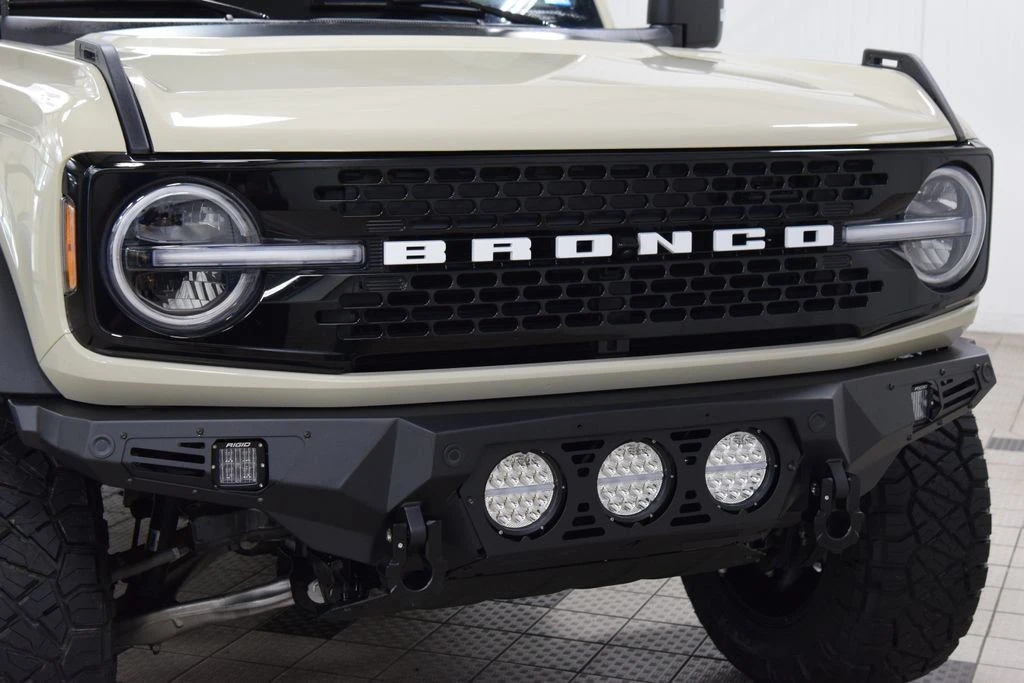 2025 Ford Bronco 6th Gen - Image 13 of 31